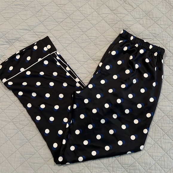 Victoria's Secret satin pajama pants - Picture 3 of 5